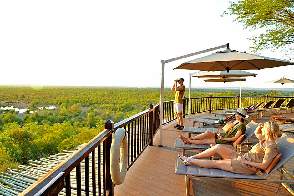 Victoria Falls Safari Lodge