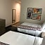 La Quinta Inn & Suites by Wyndham-Red Oak TX IH-35E