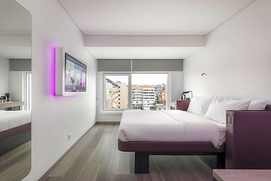 YOTEL Porto