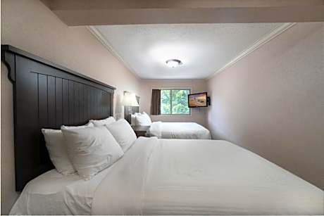 Suite with Balcony