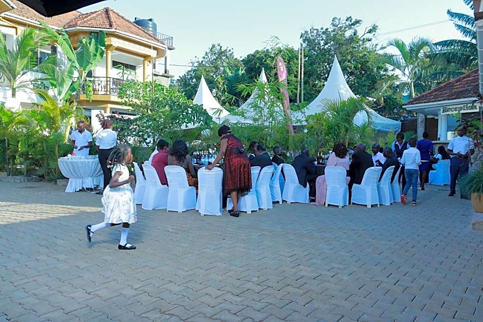 Mowicribs Hotel and Spa