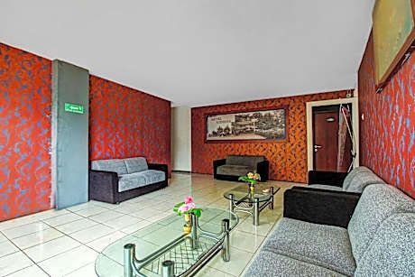 OYO Life 90071 Paralayang View