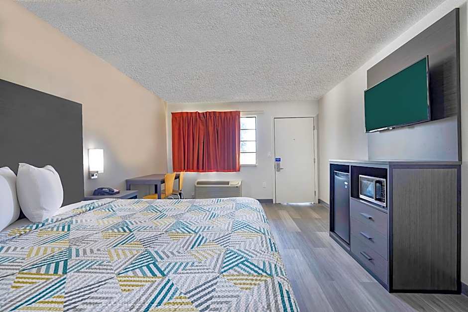 Motel 6 Lake Charles, LA