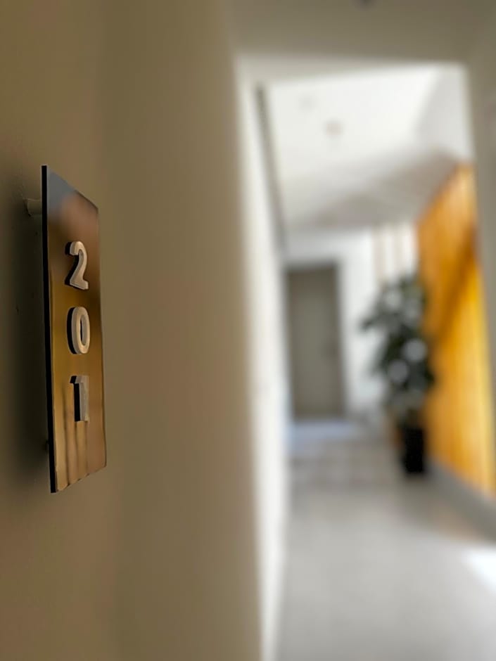 Lunar Hotel Modern Boutique