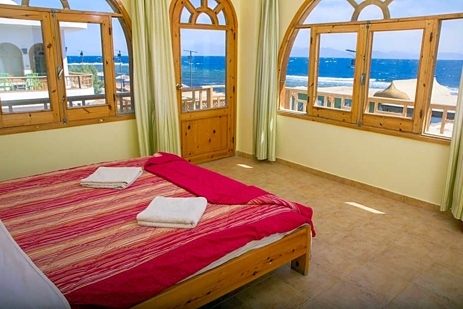 Shams Hotel & Dive Centre