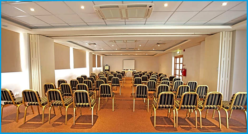 Poseidonia Beach Hotel