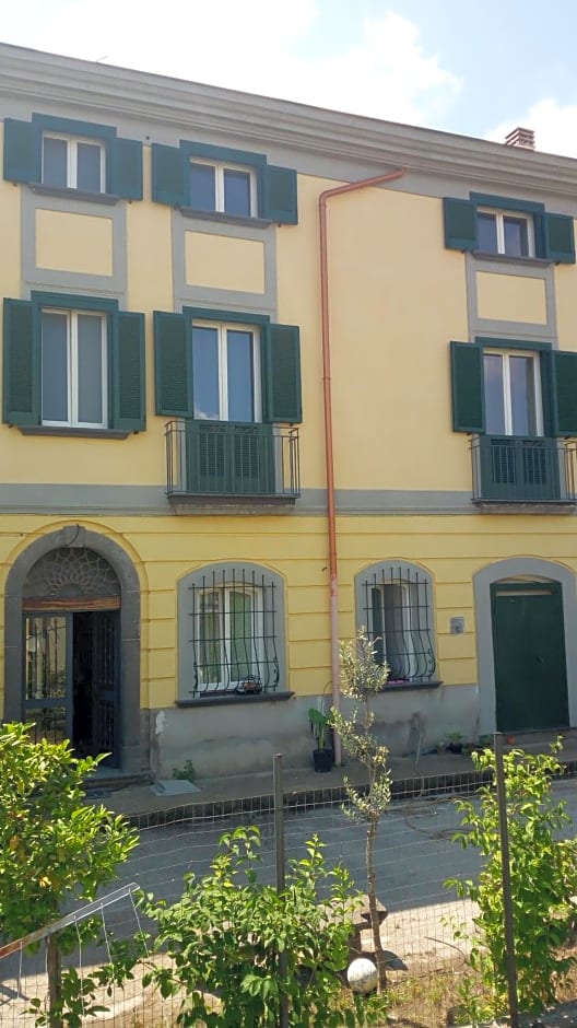 Annabella's Country House