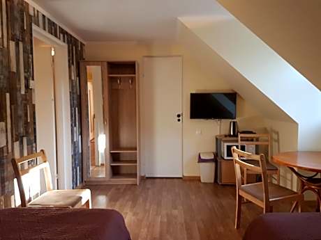 Standard Double Room with Shared Bathroom