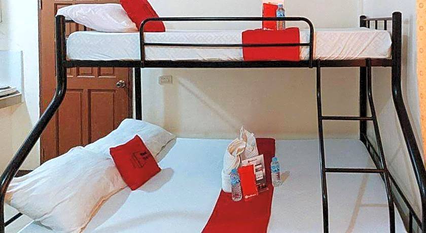 RedDoorz @ Gaea's Apartment Panglao