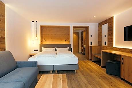 Junior Suite with Balcony