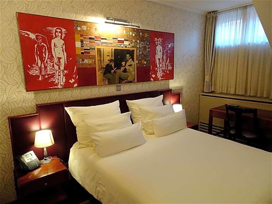 Hotel Mitra, Story Hotels