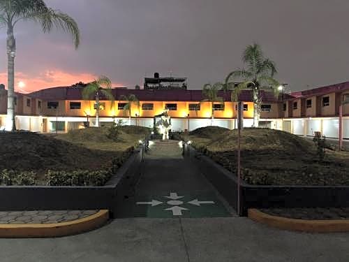 Hotel & Villas 7