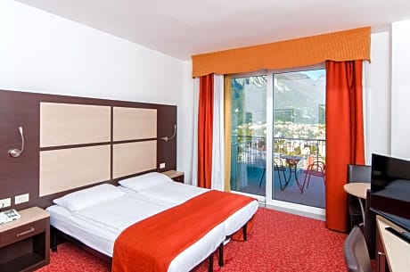 Superior Double or Twin Room with Balcony and Lake View