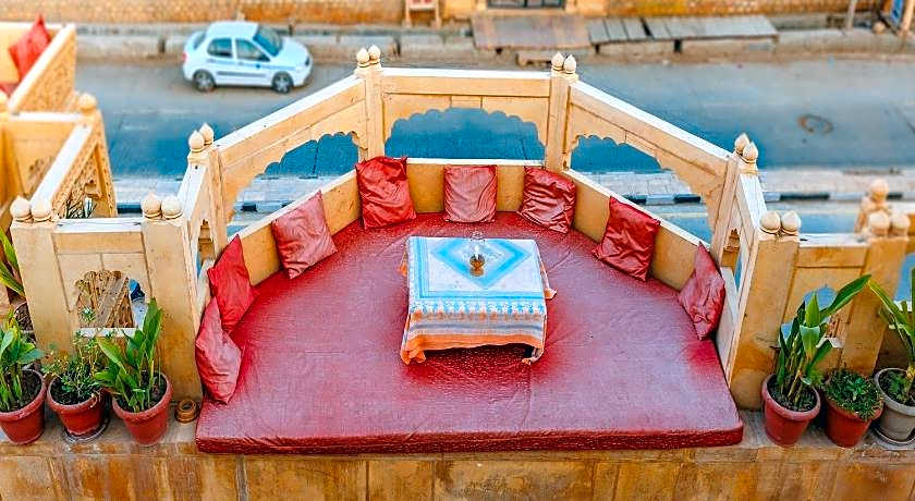 Hotel Lal Garh Fort And Palace