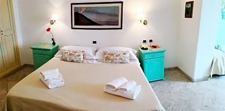 Quadruple Superior room
