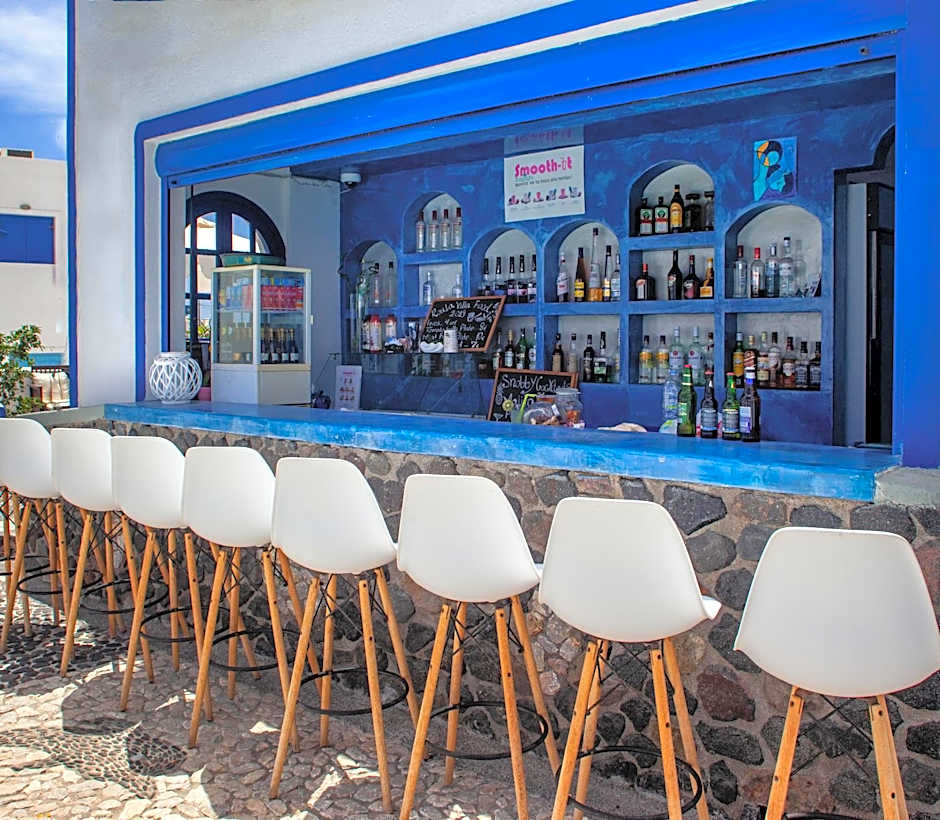 Roula Villa Studios & Apartments