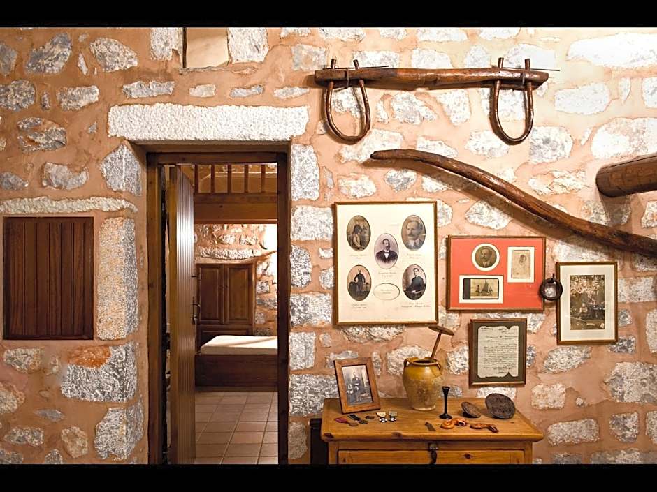 Arapakis Historic Castle