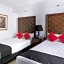 Hotel Dorada Inn