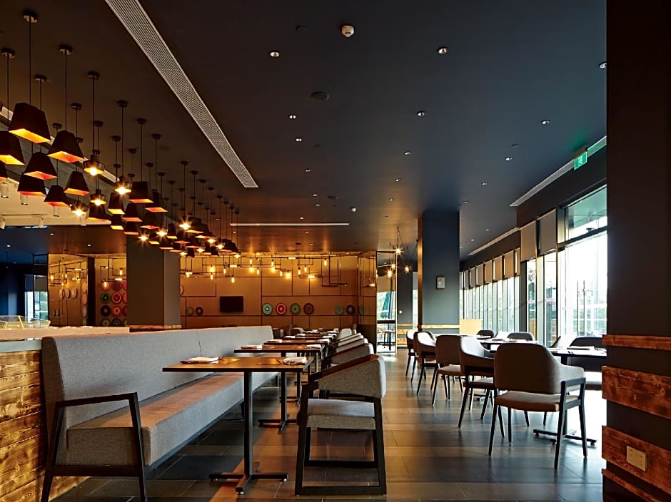 Aloft Dongguan Songshan Lake