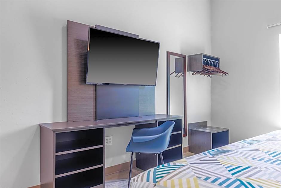 Motel 6 Gonzales, LA Baton Rouge Geismar Prairieville I 10