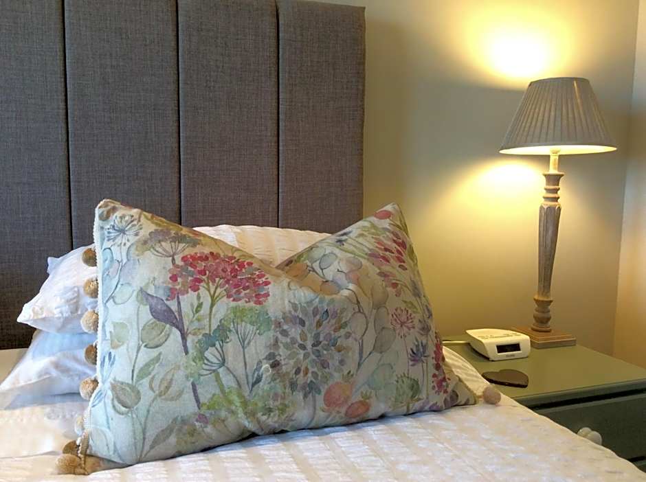 Springwood Room Only Accommodation