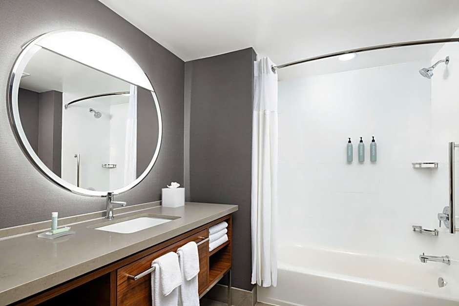 Courtyard by Marriott New Castle