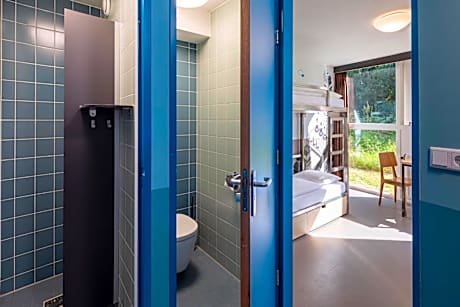 Budget Twin with Bunk Beds and Private Bathroom with Shower