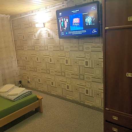 Single Room with Shared Bathroom