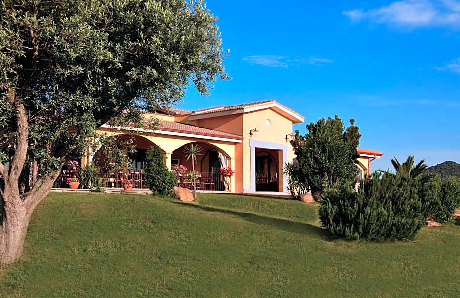 Albergo Ristorante Pizzeria Monte Arcosu