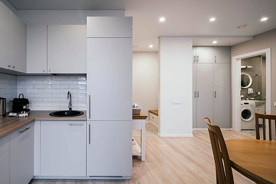 J14A I Rooms & Apartments AUTOMATED SELF CHECK-IN