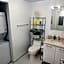 Spacious 2BD 2BTH at Midblock