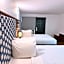 Sunshine Lodge Inn