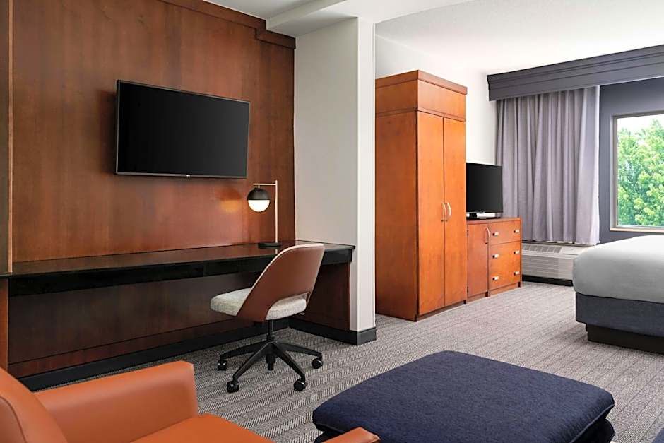 Courtyard by Marriott Dayton-University of Dayton