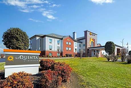 La Quinta Inn & Suites by Wyndham Loudon