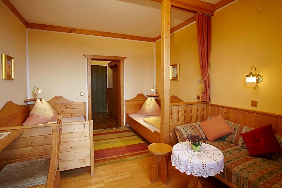 Foto 1 di 3 di De Charme Room 1