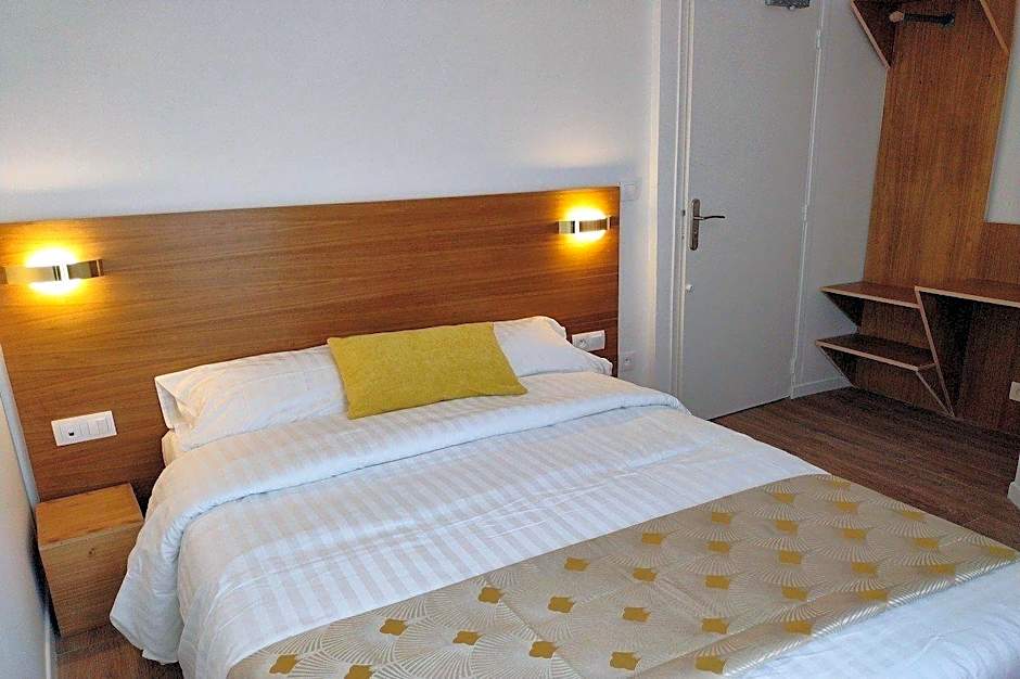 HOTEL DUPLEIX