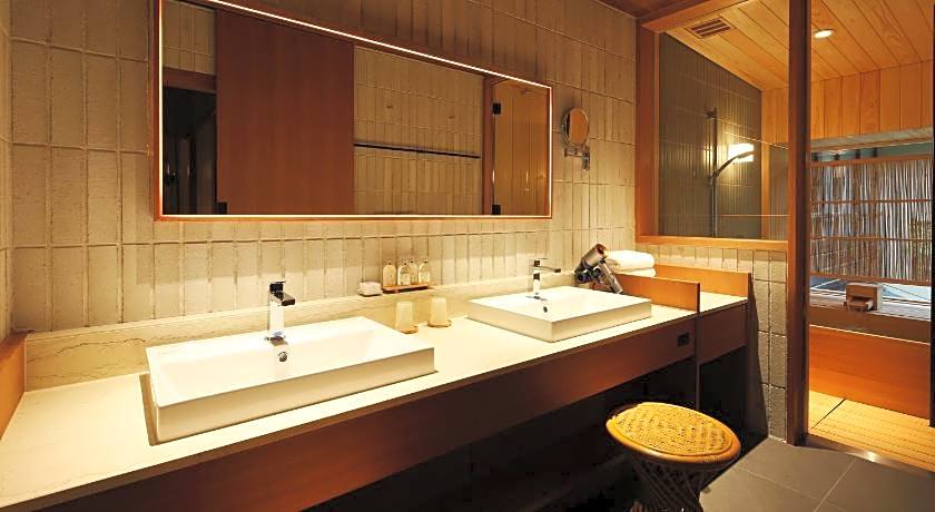 Kinosaki Onsen Nishimuraya Honkan