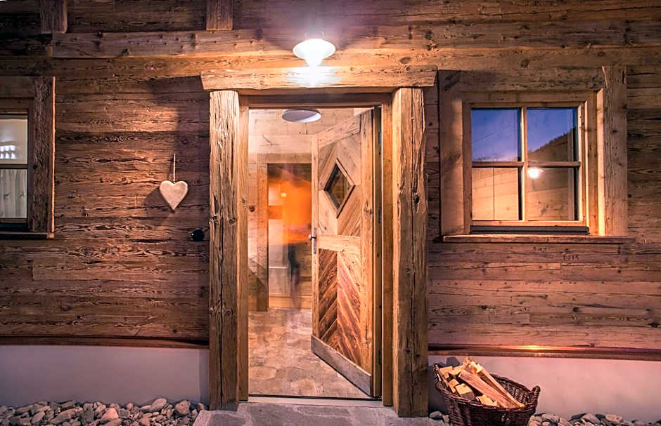 Alpin Chalets Oberjoch - Luxus Unterkunft mit privatem SPA und Zugang zu 3000 qm SPA Panoramahotel Oberjoch