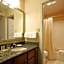 Hawthorn Suites by Wyndham Tinton Falls
