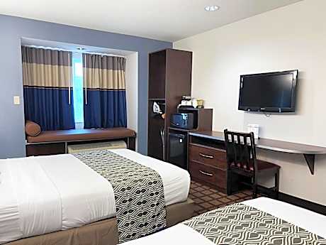 Queen Room with Two Queen Beds - Disability Access/Non-Smoking