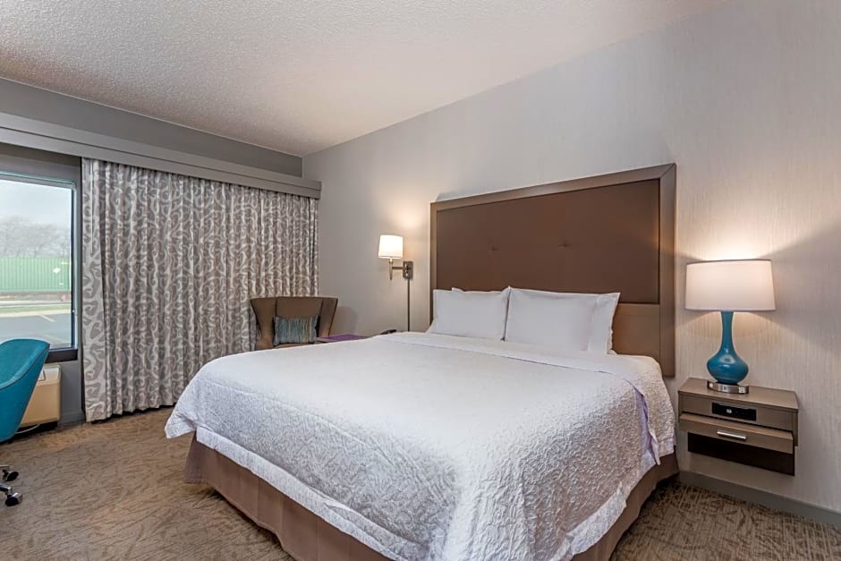Hampton Inn Milwaukee Airport