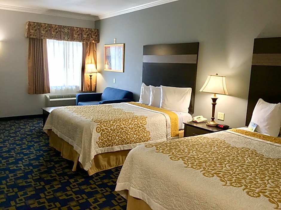 Days Inn by Wyndham Robstown