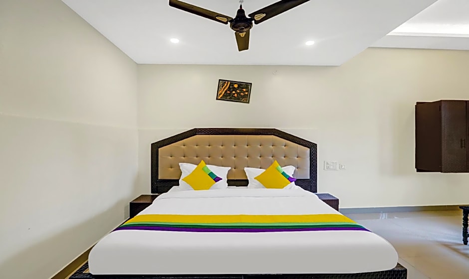 Itsy Hotels Regalia Grand, 500 Mtrs From Madikeri Fort