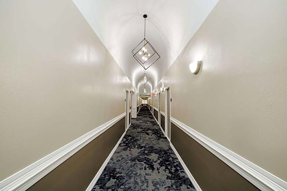 SureStay Studio by Best Western Conroe Downtown