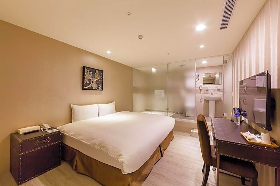 Jungli Le Midi Hotel