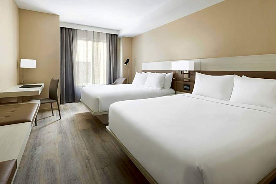 AC Hotel by Marriott St. Petersburg Downtown