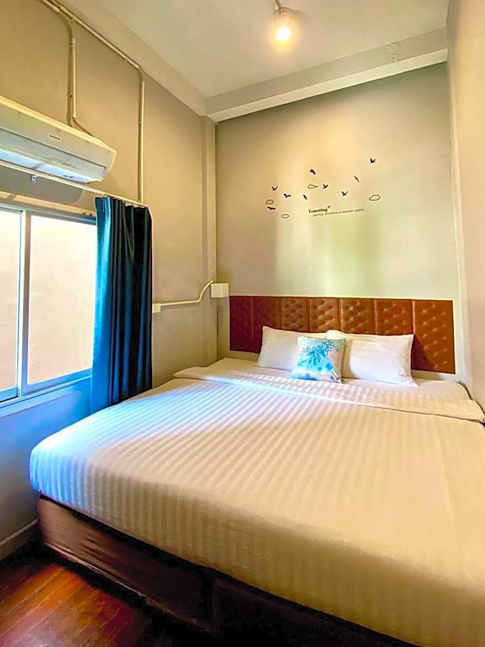 Hostel Lemon Siam Petchaburi Road