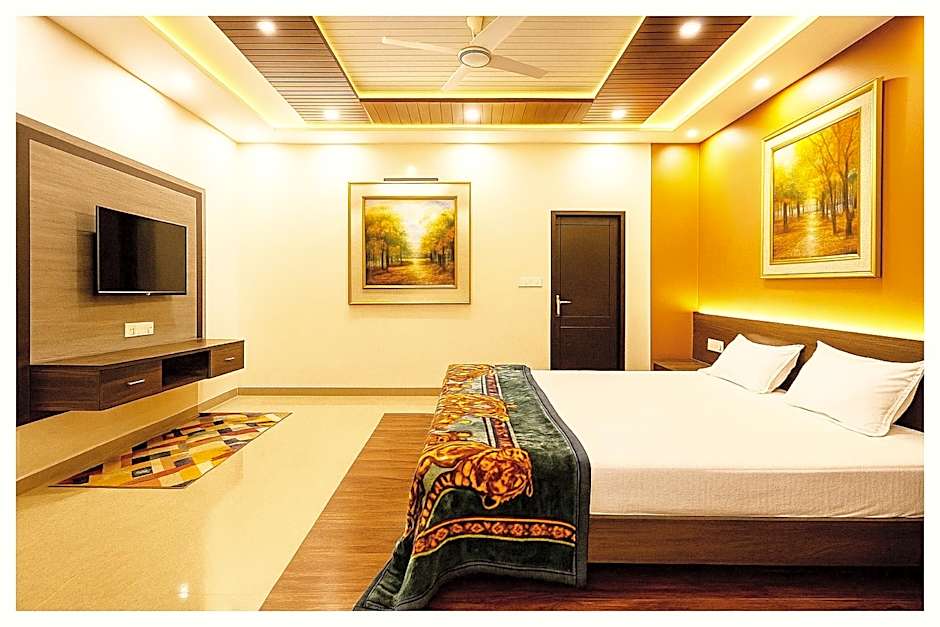 Goroomgo Banaras Residency Varanasi