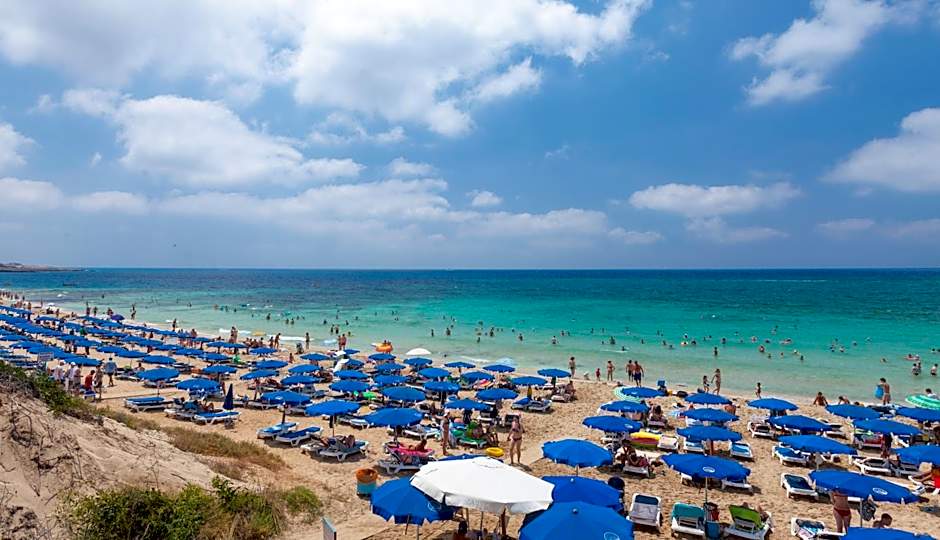 Gaia Sun N Blue Hotel