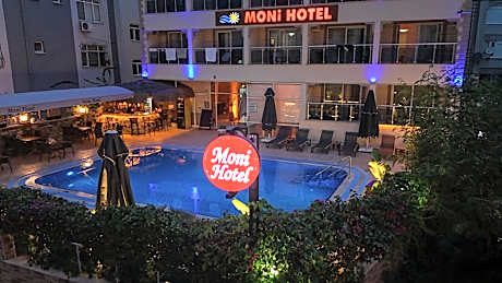 Moni Hotel